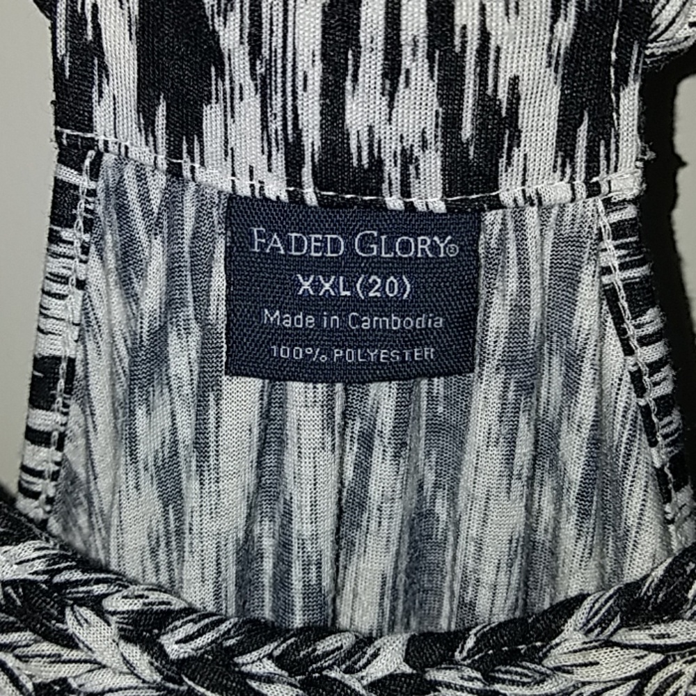 Maxi Dress - Picture 3 of 4